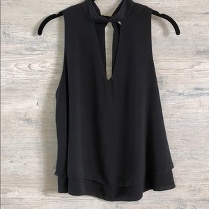 Tyche keyhole front / tie-back tank